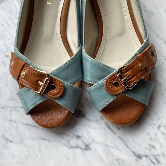 Kitten Heel Open Toe Shoe - Picture 6 of 11